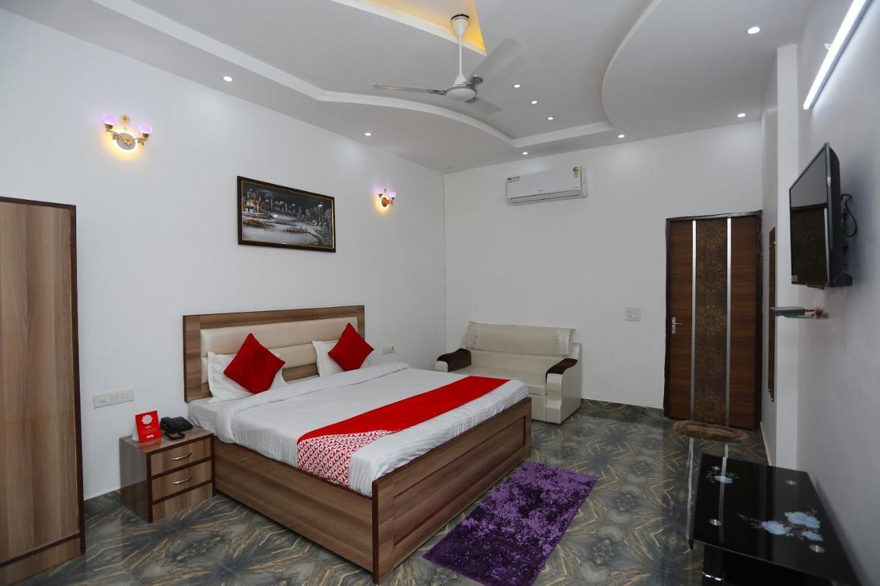 Hotel Rest Palace Agra  Zewnętrze zdjęcie