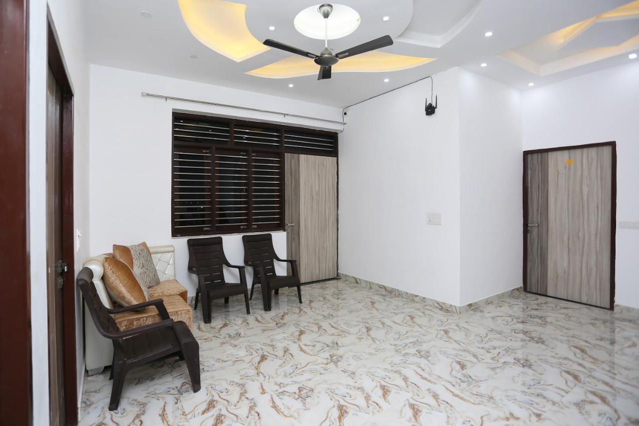 Hotel Rest Palace Agra  Zewnętrze zdjęcie